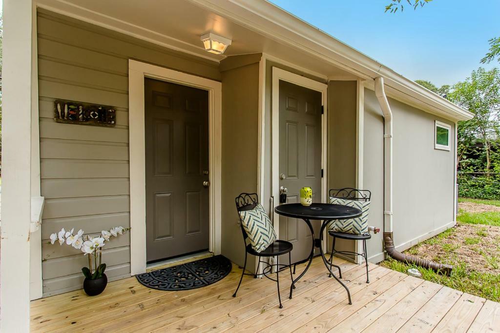 The Blue Door Bungalow - Luxury Home Downtown Houston Eksteriør billede